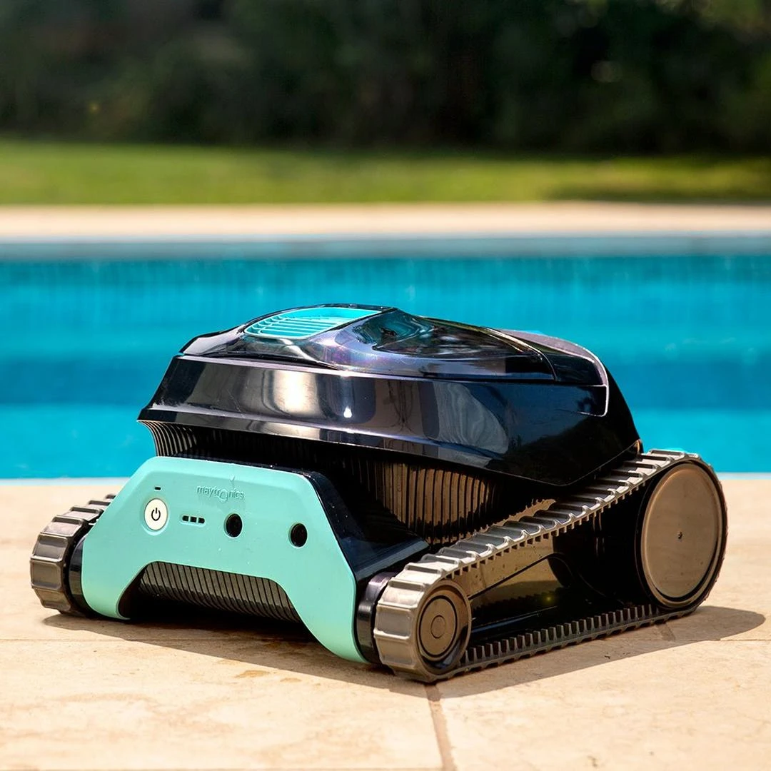 Dolphin - Liberty 300 Cordless Robotic Pool Cleaner - Image 2